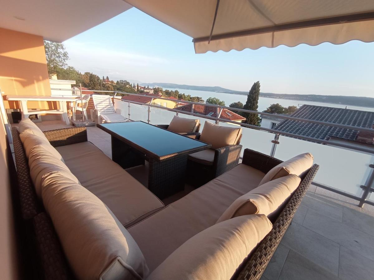 Vila Zdenka Apartmants Crikvenica Exterior photo
