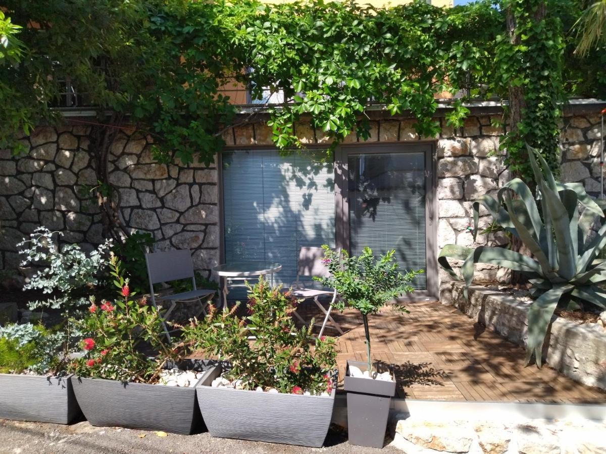 Vila Zdenka Apartmants Crikvenica Exterior photo